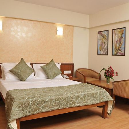 שירדי Hotel Abigail Regency מראה חיצוני תמונה